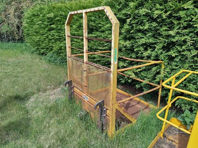 Lot 156 - Albutt Platform (2007)