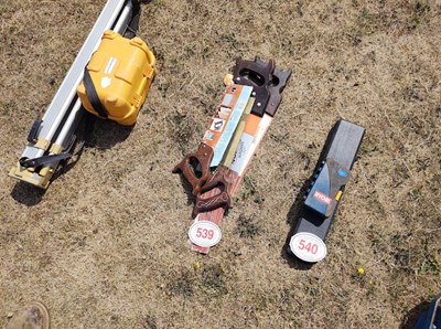 Lot 539 - 4 x Hand saws