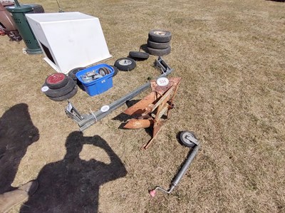 Lot 534 - 1 x Small reversible plough