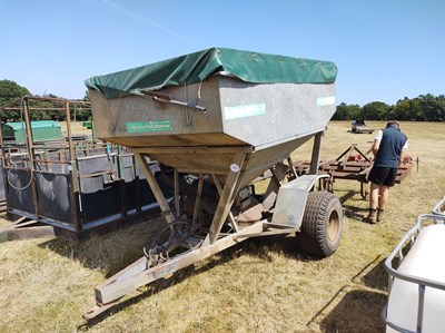Lot 454 - 2t Peter Allen Feeder Wagon