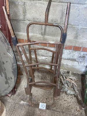 Lot 10 - Qty of Sack Barrows
