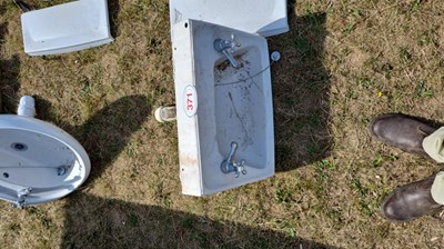 Lot 371 - Bathroom Sink