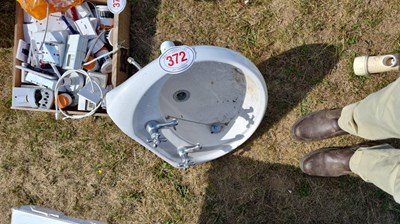 Lot 372 - Bathroom Sink