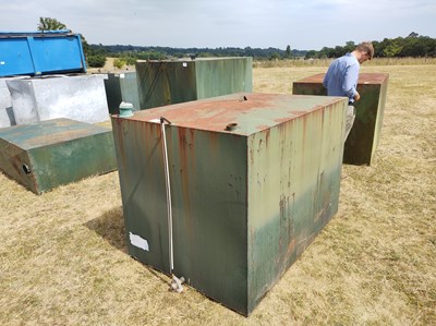 Lot 691 - Diesel tank 6ft x 4ft x 4ft