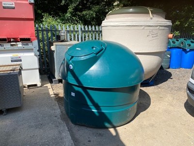 Lot 733a - 1300lt Bunded bowser c/w 24v pump