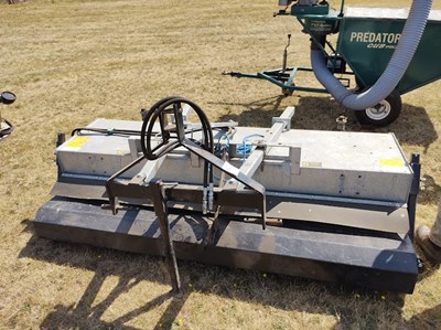 Lot 665 - Suton Brush and Hopper