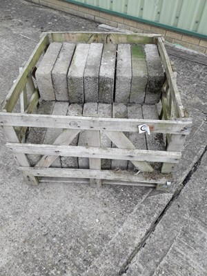 Lot 706 - Pallet of concrete blocks