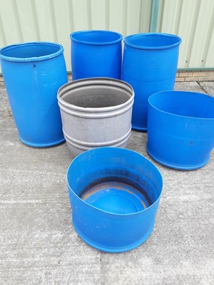 Lot 710 - Plastic water tanks ( butts )