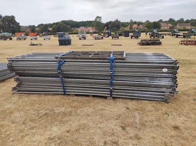 Lot 49 - Qty of Galvanised Gates