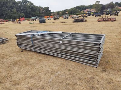 Lot 51 - Qty of Galvanised Gates