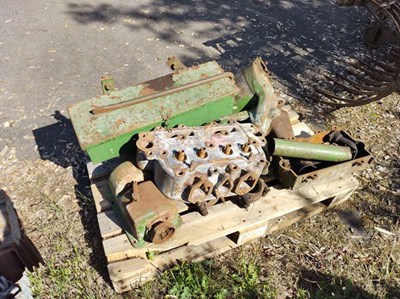 Lot 46 - Qty of John Deere D Parts (Located in Culford)