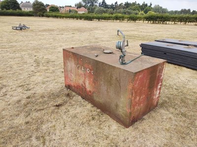 Lot 236 - Metal Tank