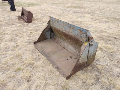 Lot 257 - Wilman Triple Loader Bucket
