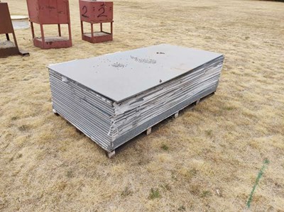 Lot 268 - Pallet of Plastic