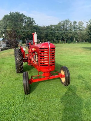 Lot 201 - Massey Harris 333 Tractor (Fully Restored) -...