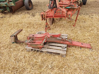Lot 15 - Kvernaland 6 furrow reversible plough (Year:...