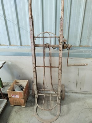 Lot 30 - Vintage Sack Lift