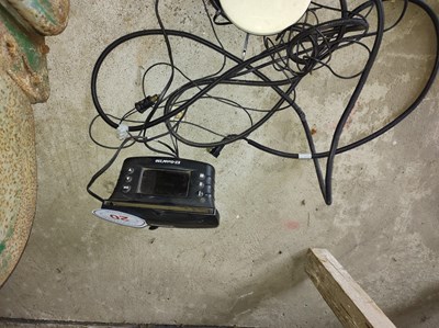 Lot 20 - EZ Guide 250 Navigation Aid with 2x Aerials