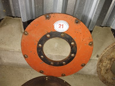 Lot 21 - 2x Alternative Wheel Centres for Terra Tires