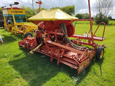 Lot 54 - Lely 4m Combination Drill on Roterra Power...
