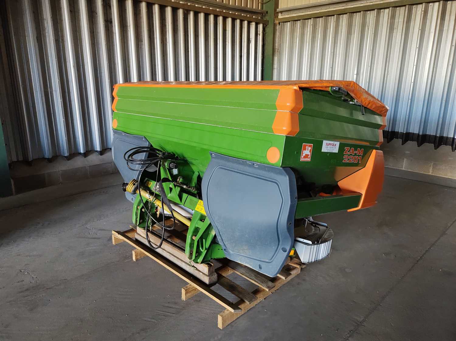 Lot 56 - Amazone ZA-M 2201 Twin Disc Spreader 18 - 24m...