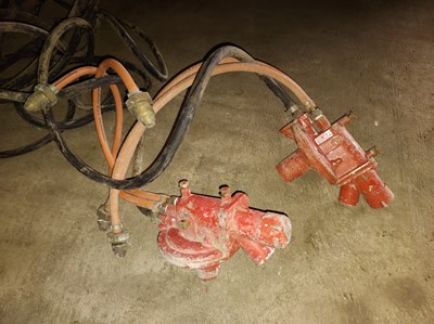 Lot 1a - 2x Propane Gas Cylinder Change-Over Valves
