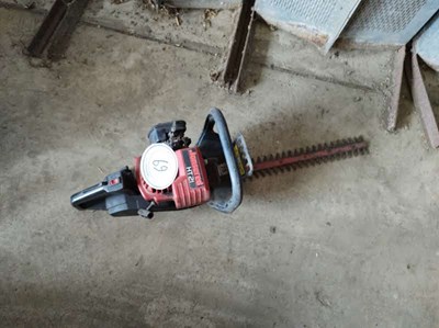 Lot 69 - Jonsered HT21 Chainsaw