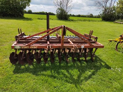 Lot 79 - Opico Vari 3.4m Discs with Double D Type Packer