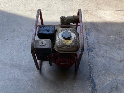 Lot 731 - Honda pump - needs attention