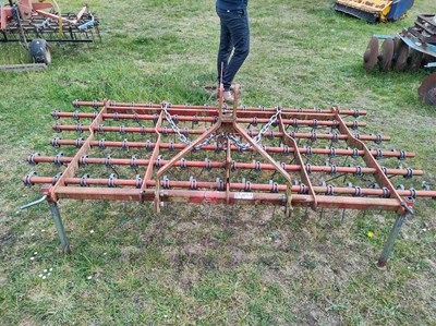 Lot 101 - Tomlin 2.5m Spring Harrow (2013)