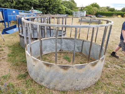 Lot 37 - Ring Feeder