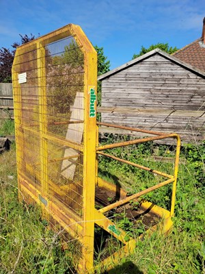 Lot 157 - Albutt Double Man Platform (2013)