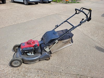 Lot 20 - Honda HRH 536 QXE Mower (Asset No. 240)