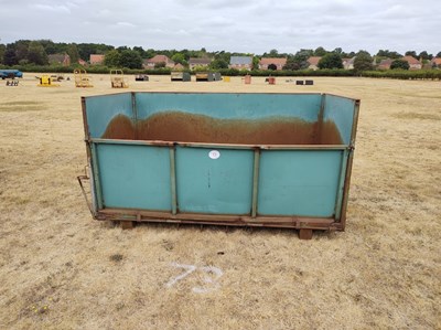 Lot 73 - Garmet Skip
