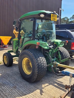 Lot 167 - John Deere 4066R Tractor (2015) 5,863 Hrs Reg...